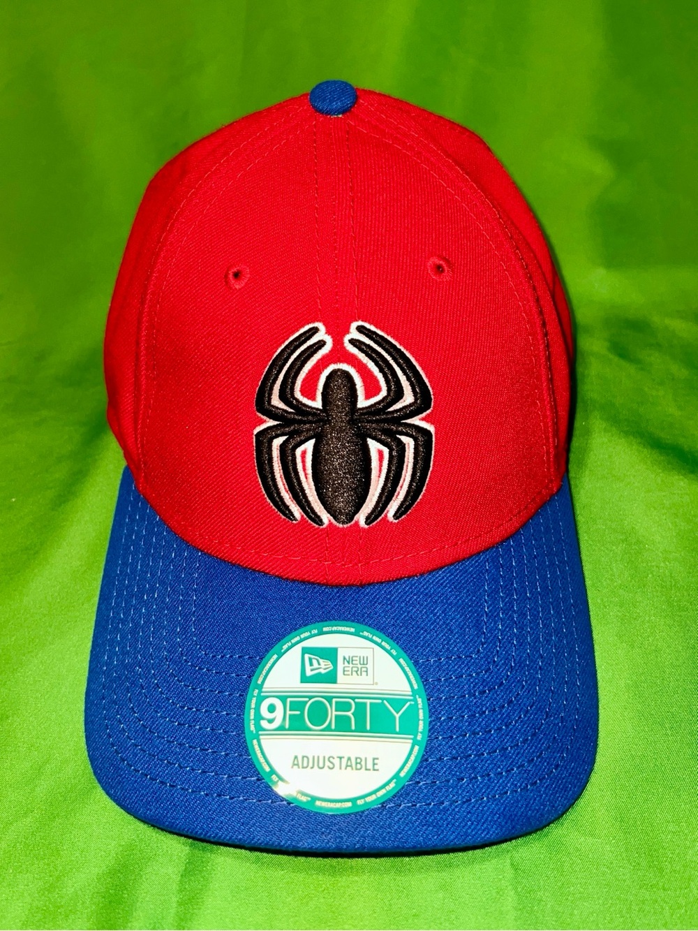 New Era 9FORTY Red and Blue Spider Emblem Adjustable Hat 🧢❤️🔥🕷️🕸️